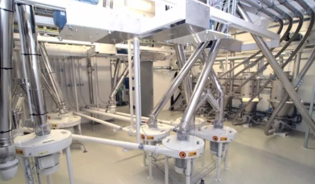 氣力輸送系統(tǒng)輸送現(xiàn)場(chǎng)實(shí)拍圖4