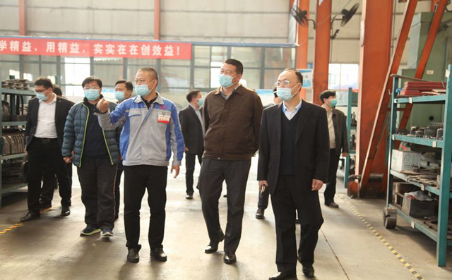 潘總在豐源羅茨風機加工車間進行精益生產的應用介紹 潘總在豐源羅茨風機加工車間進行精益生產的應用介紹